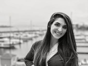  Arielle Headshot 