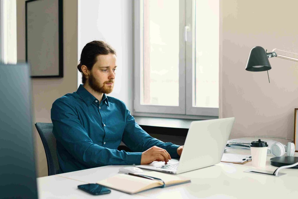 Healthcare marketer working remotely  