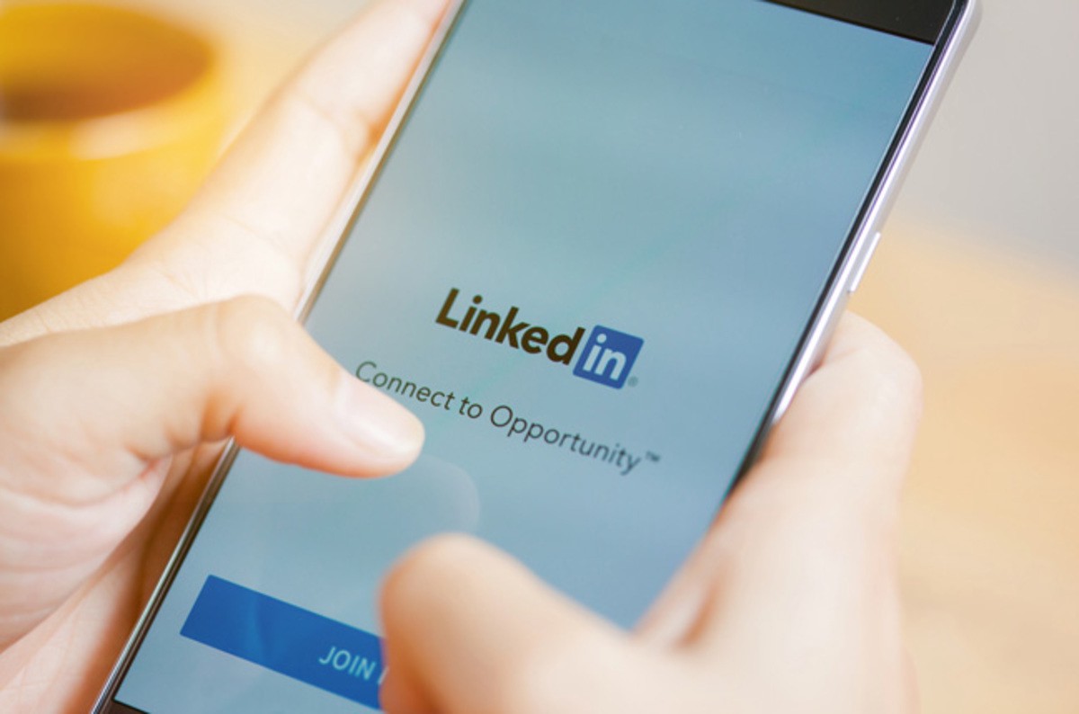 Linkedin Shuttershock image